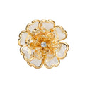 Camélia Cristal – cache-bouton de manchette Coup de Fleur