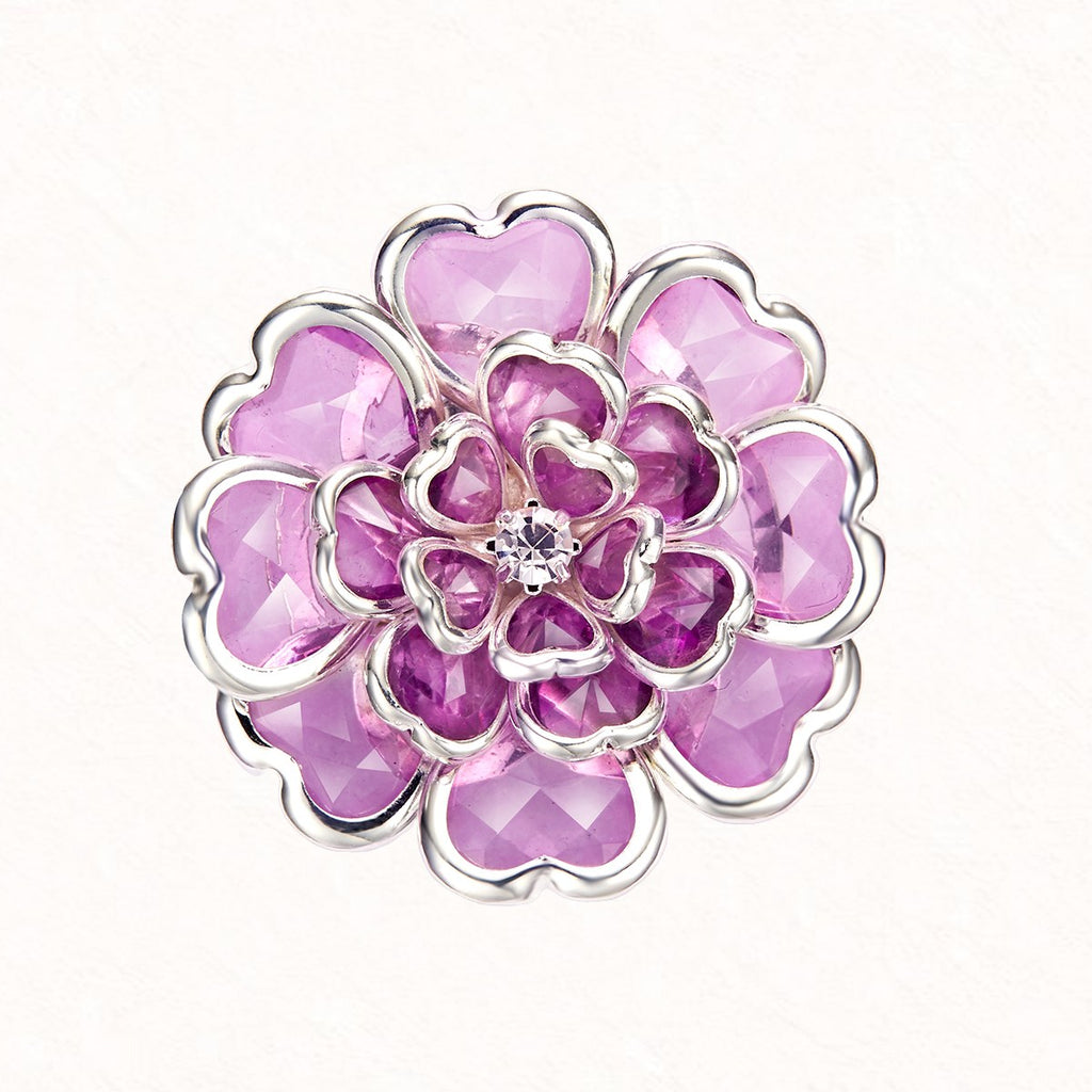 Camélia Lilas – cache-bouton de manchette Coup de Fleur