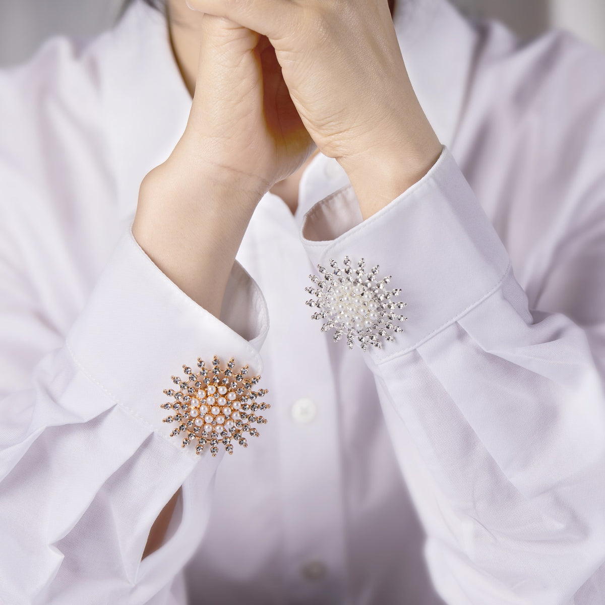 Étoile Dorée – cache-bouton de manchette Coup de Fleur