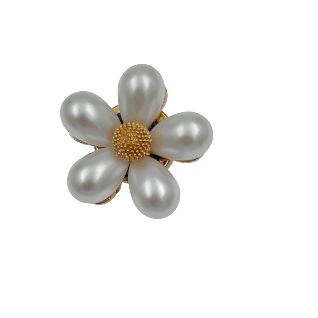 Perle Ivoire – cache-bouton de manchette Coup de Fleur