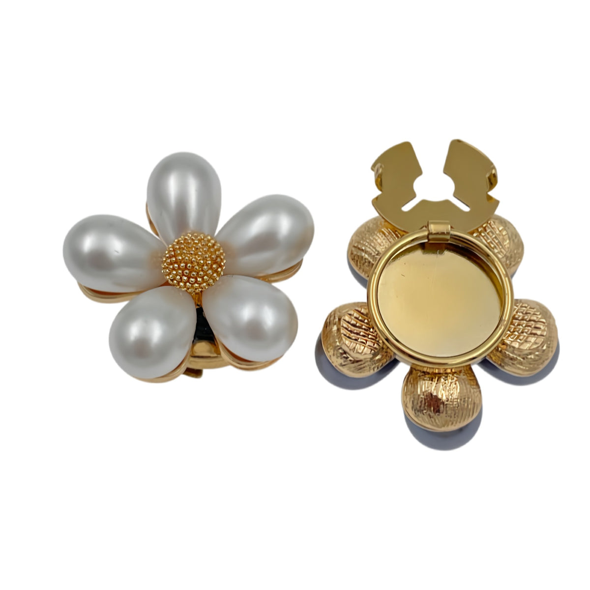 Perle Ivoire – cache-bouton de manchette Coup de Fleur